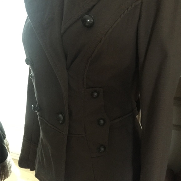 Beautiful khaki jacket with leopard lining - Picture 3 of 7